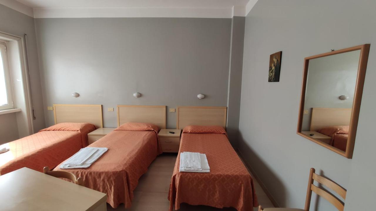 San Juan De Ribera, Casa Per Ferie 호텔 로마 외부 사진